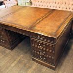 167 7059 WRITING DESK